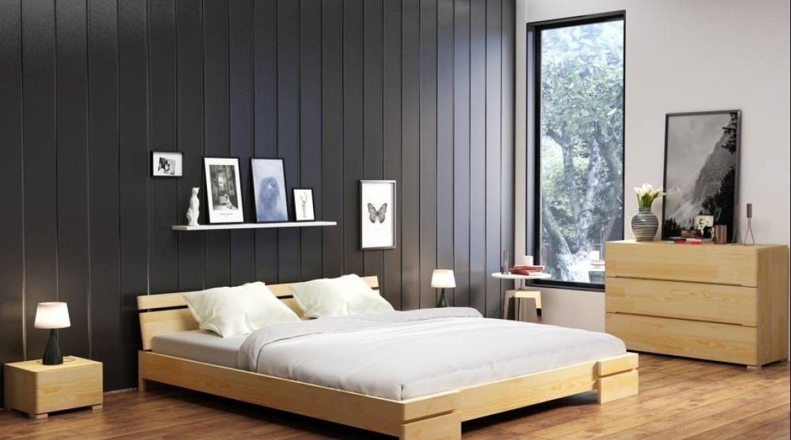 Niskie łóżko do sypialni oraz komoda i szafki nocne z naturalnego drewna sosnowego