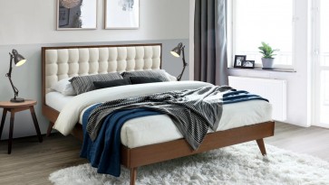 Dwuosobowe łóżko sypialniane z drewna kauczukowego z wysokim i pikowanym wezgłowiem