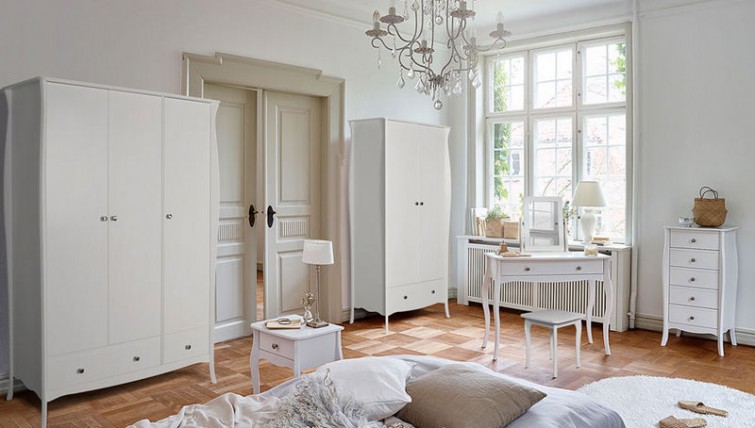 Steens - białe meble pokojowe w stylu prowansalskim Baroque