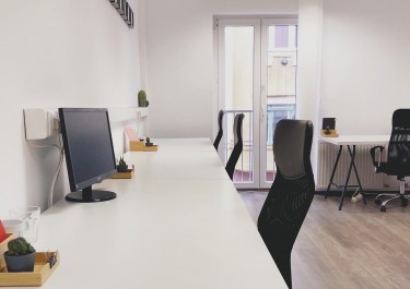 Krzesła do biura — jak wybrać wygodne krzesło do swojego biurka?