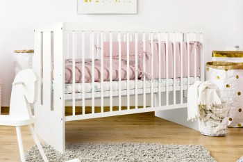Klasyczne łóżeczko niemowlęce Paula 120x60 białe