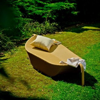 Designerskie łóżko ogrodowe z technorattanu Angelo