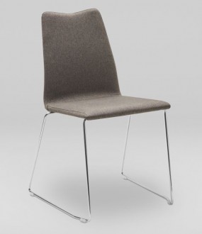 Tapicerowane krzesło konferencyjne na płozach Confee 2P