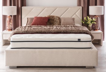 Podwójne łóżko tapicerowane z zagłówkiem Nastri