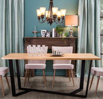 Stół z litym drewnianym blatem Black