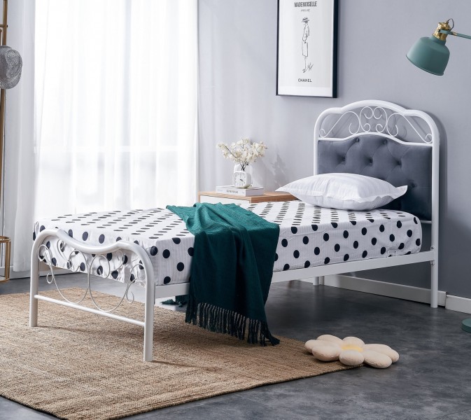 Metalowe łóżko Fabrizia z tapicerowanym zagłówkiem