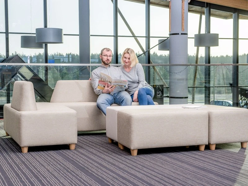 Zestaw mebli tapicerowanych do szkolnej poczekalni 7010039 Foyer 3