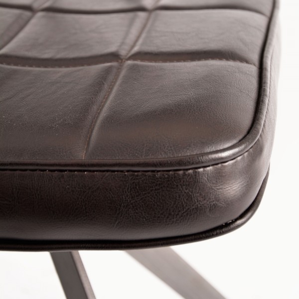 Designerskie krzesło pikowane z ekoskóry Ashton D03