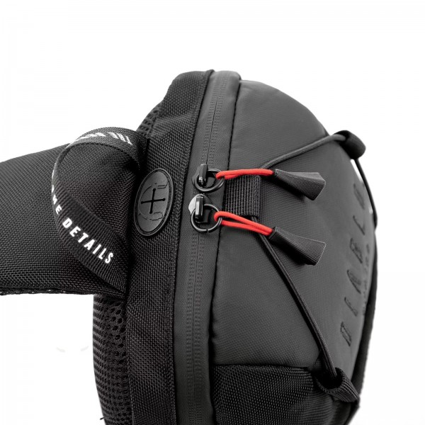 Plecak sling bag Diablo z motywem, kolor czarny