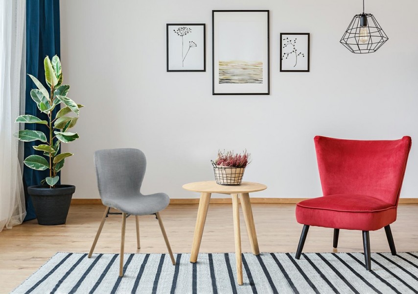 Tapicerowane krzesło do jadalni na dębowych nogach Batilda light grey